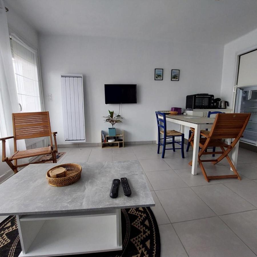 Studio Proche Plages / En Couple Ou Avec Enfants Бенодет Экстерьер фото